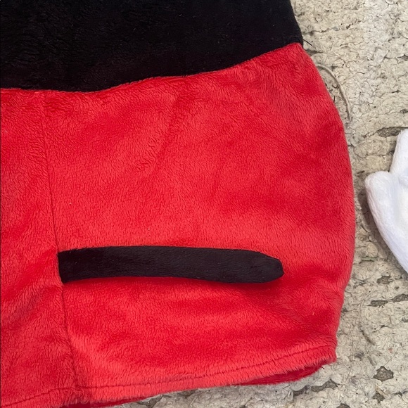 Kids Mickey Mouse Costume with Gloves - Picture 10 of 11